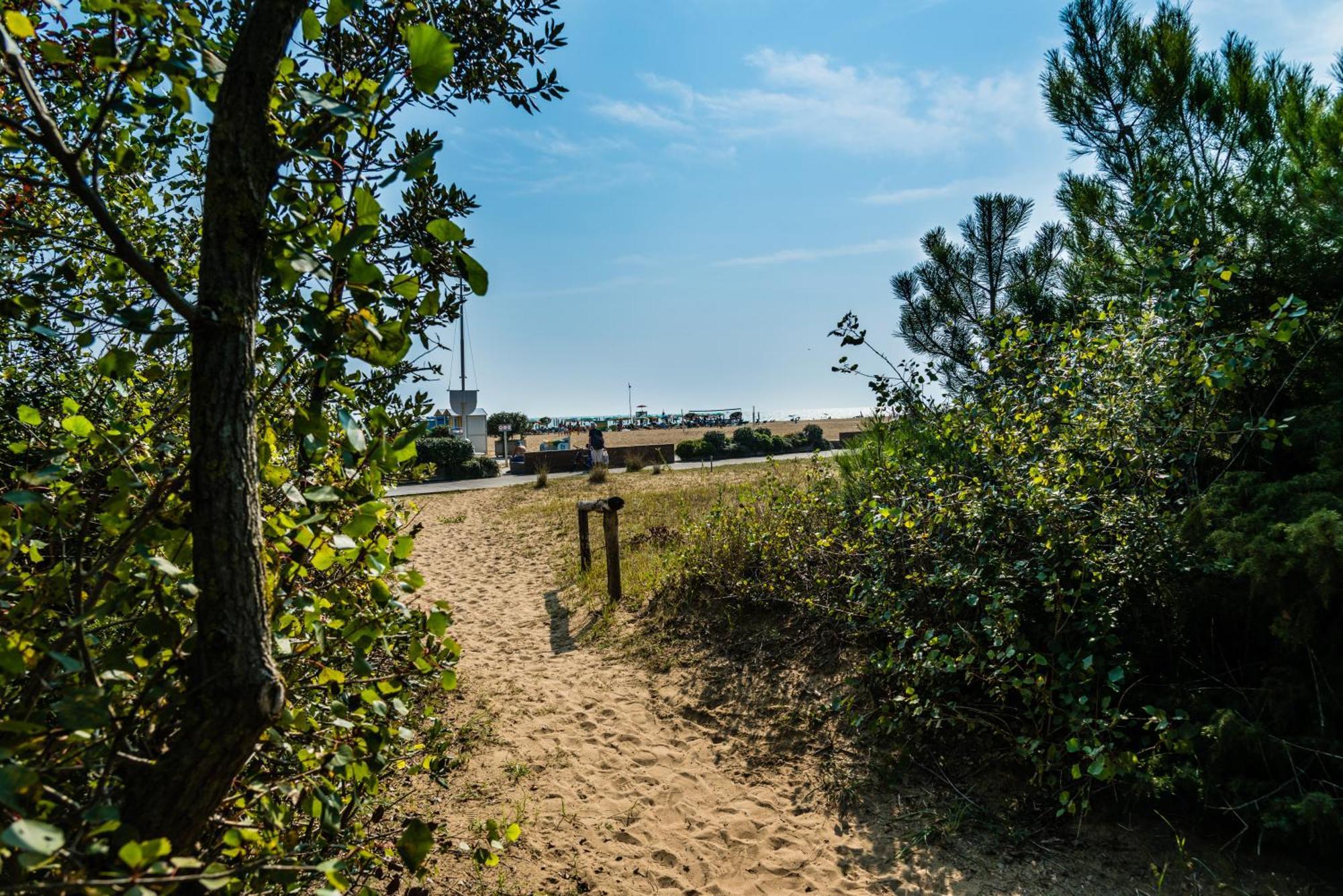 Appartamenti Tuia Bibione Eksteriør bilde